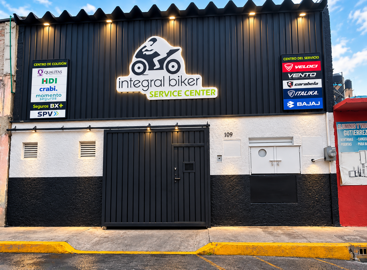 Fachada Integral Biker